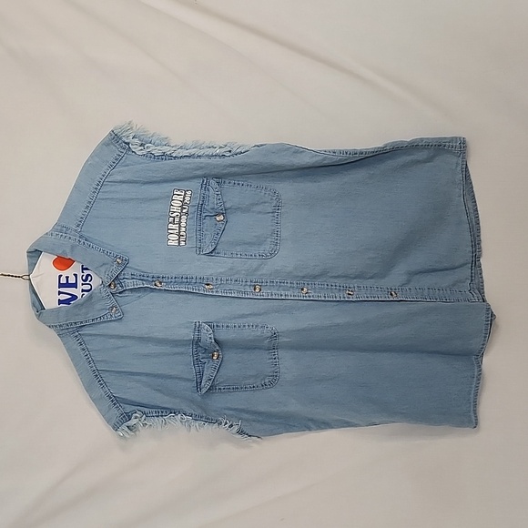 NWOT 2016  "Roar to the Shore" Men's Denim Vest - Picture 1 of 16